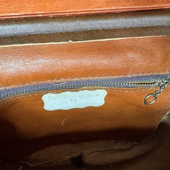 Vtg 70s Retro Preppy Brown Leather Bermuda Handbag Double Wood Handles Tadora - Picture 8 of 10